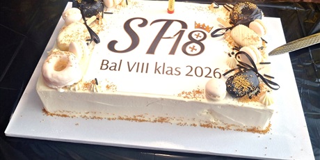 Powiększ grafikę: bal-osmoklasistow-703690.jpg