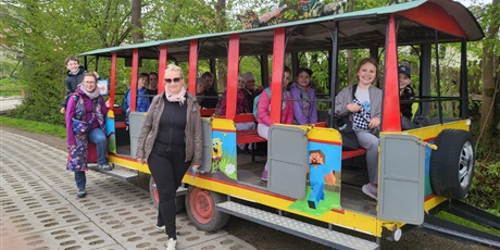 Klasa 4b w Parku Gigantów na Kaszubach