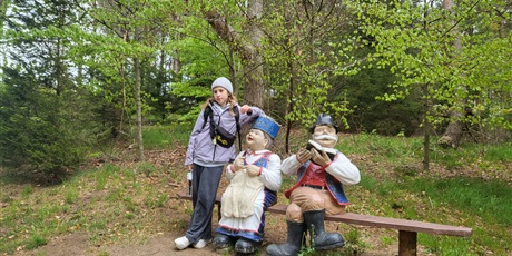 Powiększ grafikę: klasa-4b-w-parku-gigantow-na-kaszubach-693486.jpg