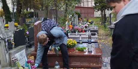 Powiększ grafikę: pamietamy-i-dzialamy-z-sercem-650772.jpg