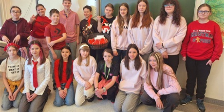 Powiększ grafikę: szkolne-walentynki-678028.jpg