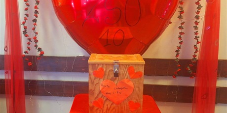 Powiększ grafikę: szkolne-walentynki-678040.jpg