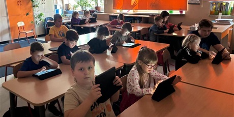 Powiększ grafikę: Zajęcia programowania.