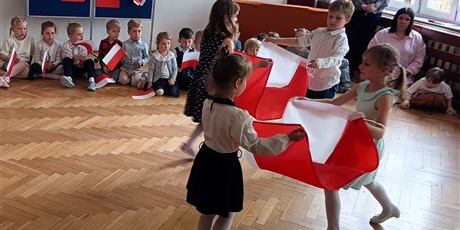 Powiększ grafikę: Uroczyste obchody Święta Flagi.