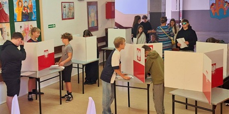 Powiększ grafikę: wyniki-wyborow-do-samorzadu-uczniowskiego-w-klasach-4-8-sp-nr-18-714377.jpg