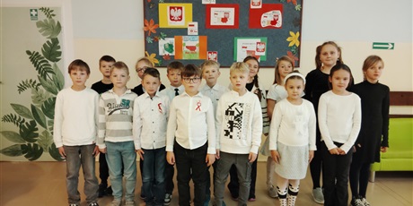 Powiększ grafikę: Święto Niepodległości