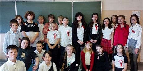 Powiększ grafikę: Święto Niepodległości