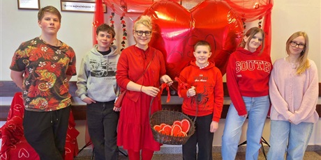 Powiększ grafikę: Szkolne Walentynki