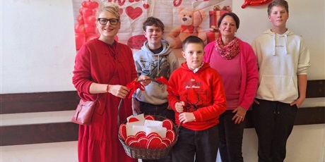 Powiększ grafikę: Szkolne Walentynki