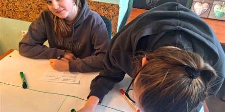 Powiększ grafikę: Zuzia i Filip na szkoleniu w Gdańskim Centrum Mediacji Szkolnej i Rówieśniczej